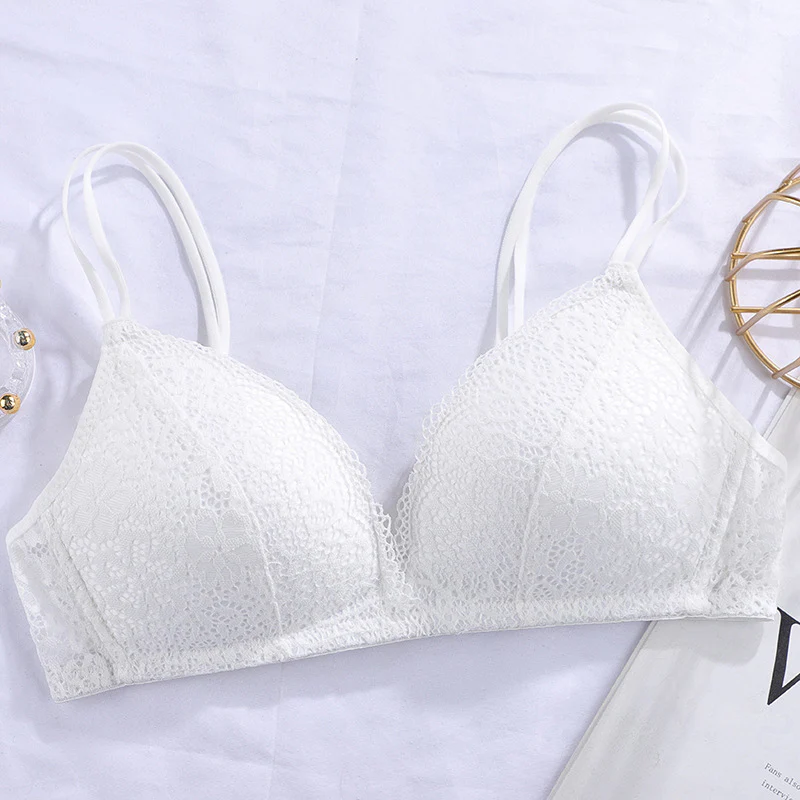 Double Stripped Laced Light Padded Daily Wear Bra
