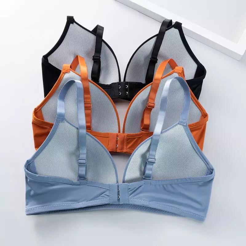 Women soft wireless Bra